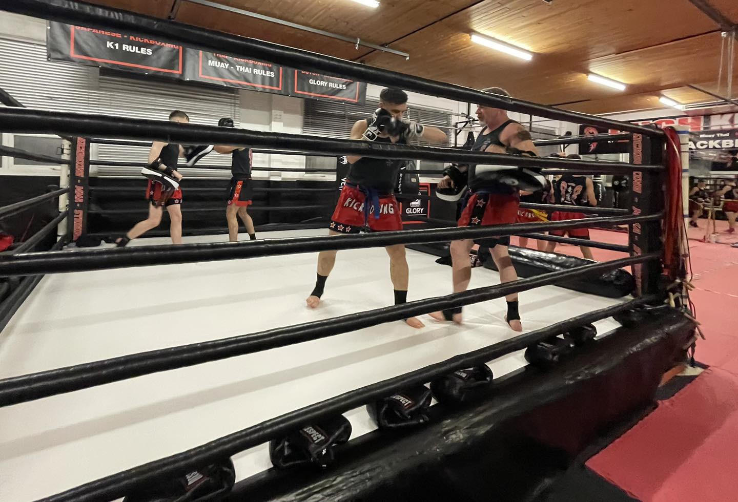 Jaroenrit Boxing Stadium | Muay Thai Stadium Tickets